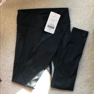 Fabletics Salar Statement powerlite legging
